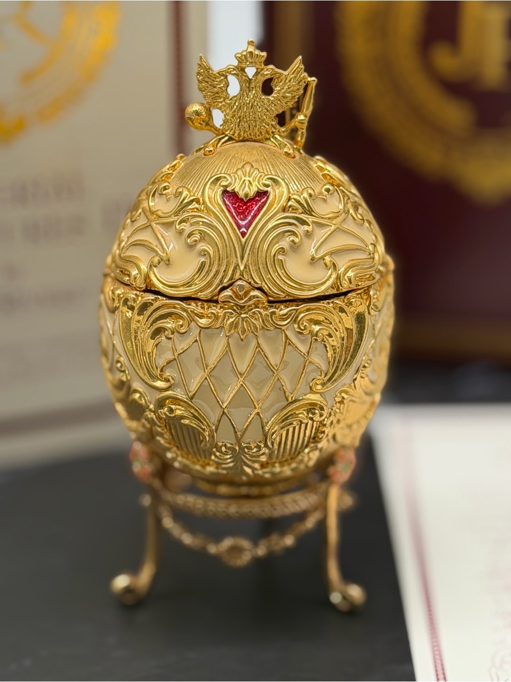 Joan Rivers Imperial Treasures II Musical Palace Egg COA Box Works QVC